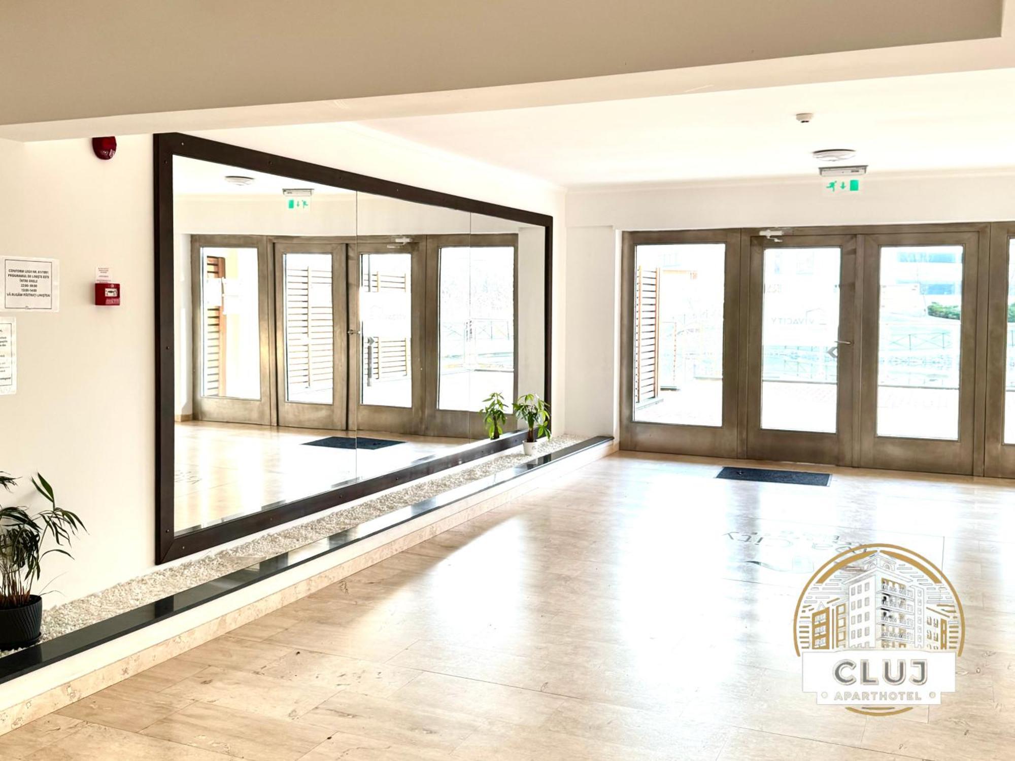 Cluj Aparthotel - Viva City - Екстер'єр фото