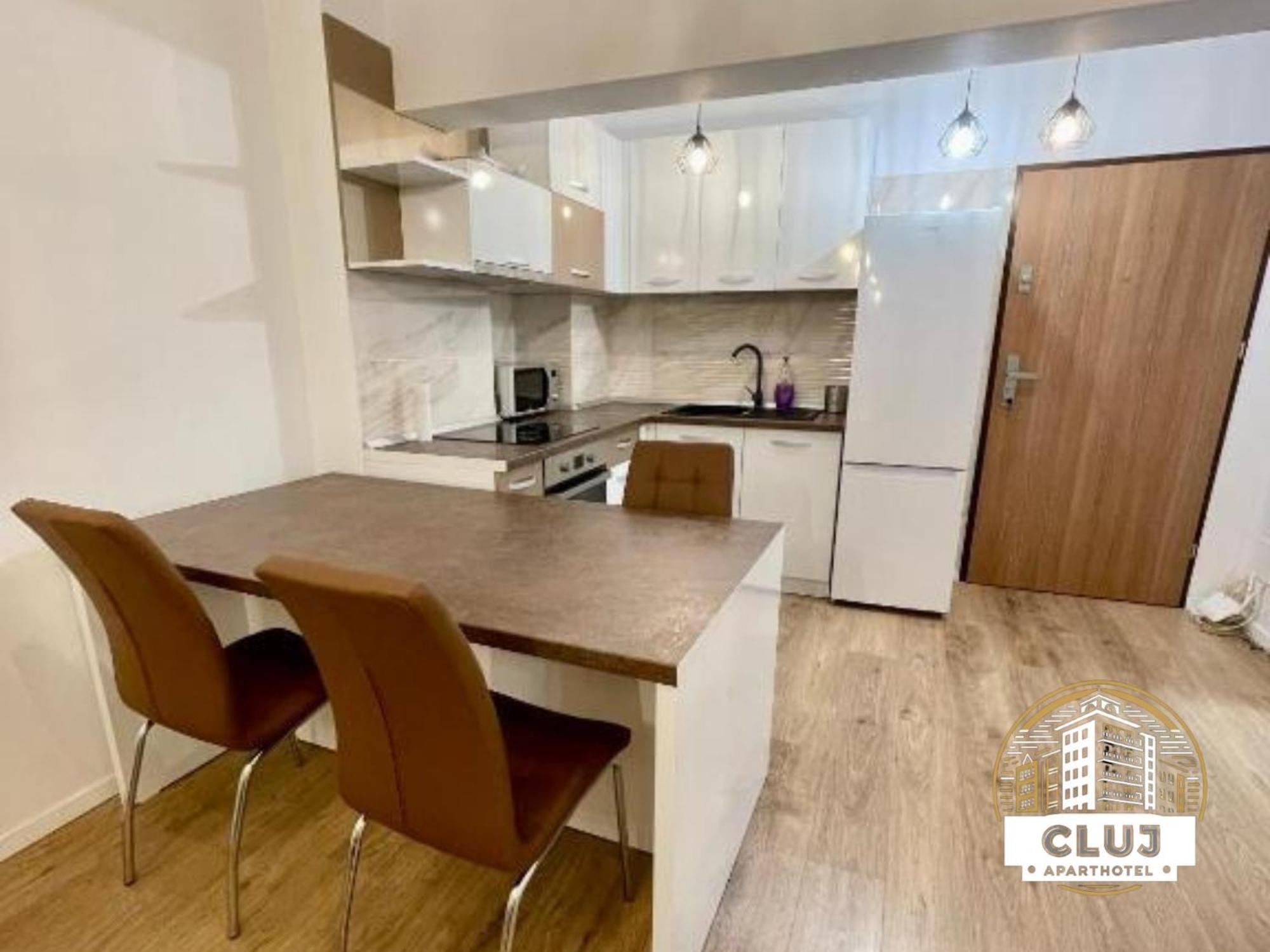 Cluj Aparthotel - Viva City - Екстер'єр фото