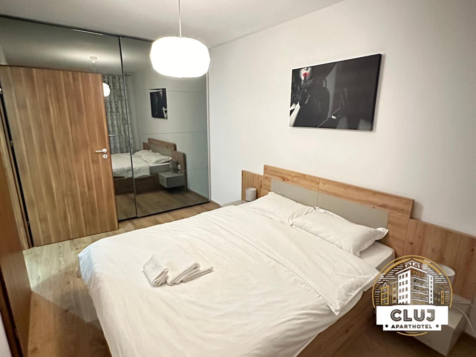 Cluj Aparthotel - Viva City - Екстер'єр фото