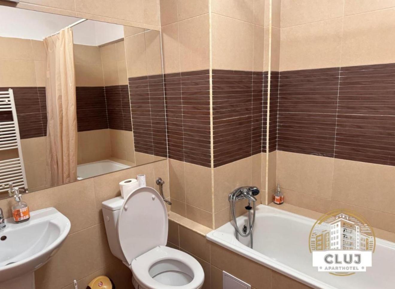 Cluj Aparthotel - Viva City - Екстер'єр фото